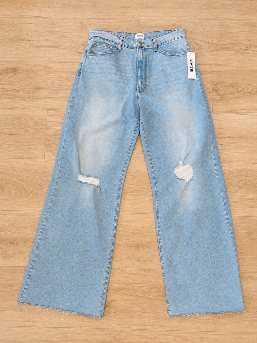 NWT Hudson Jolene Wide Leg Kate Wash Jeans Raw Hem Distressed Size 30/32 - Picture 2 of 14
